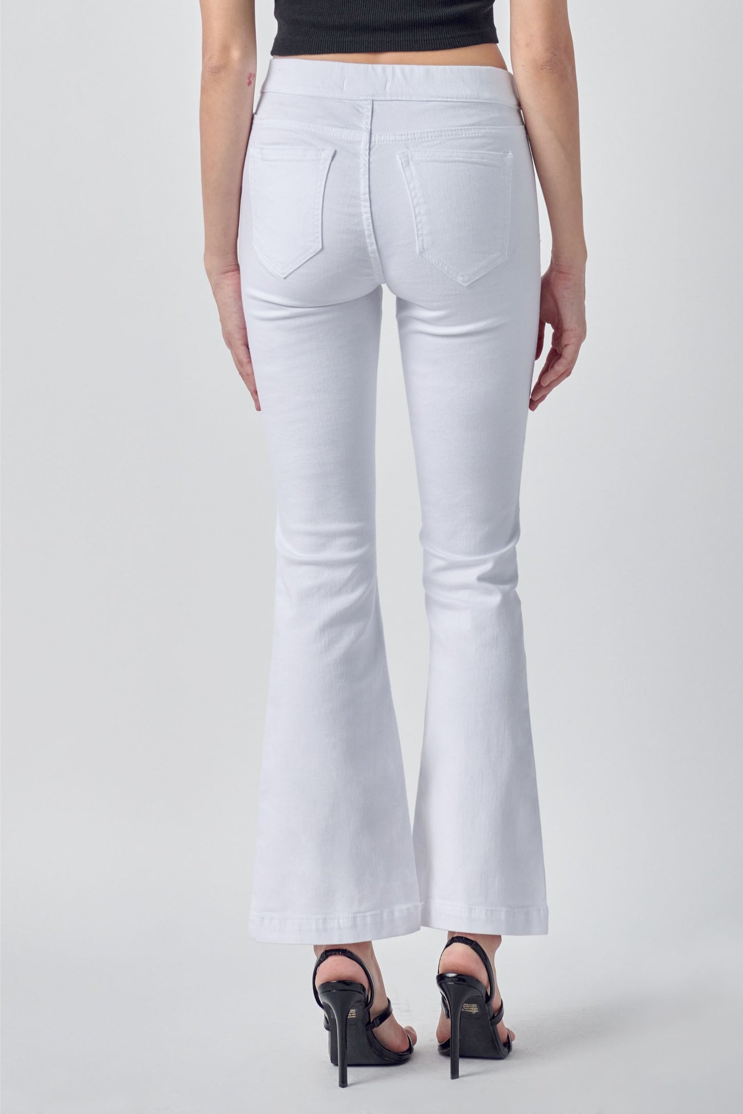 The Cello 30" Flare Jegging