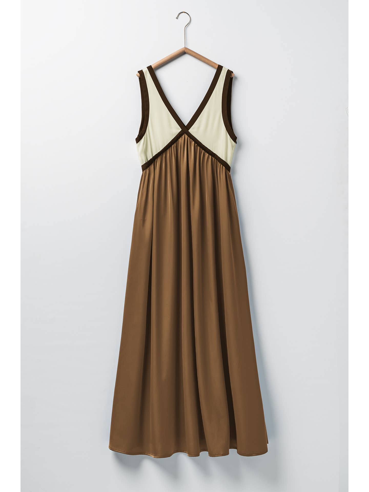 Emily Contrast Midi Dress