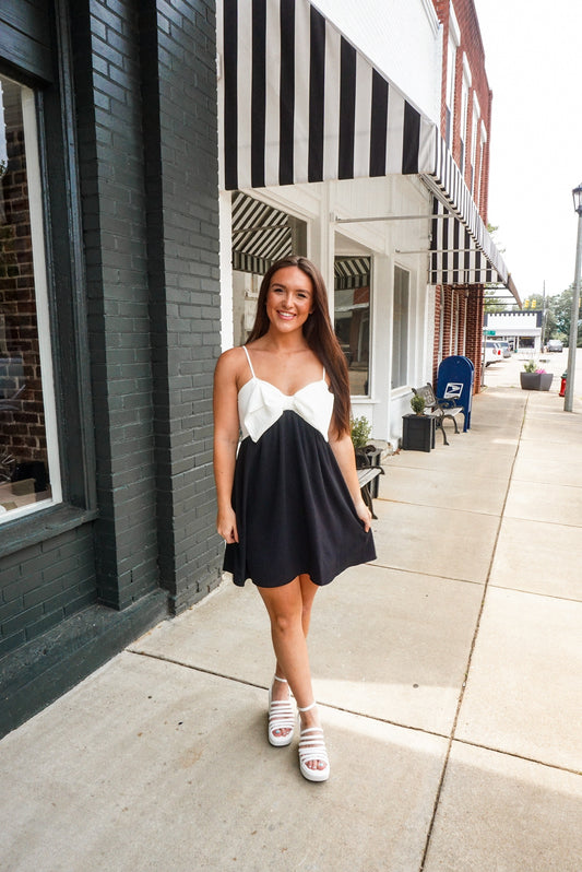 Kendall Dress in Black/White