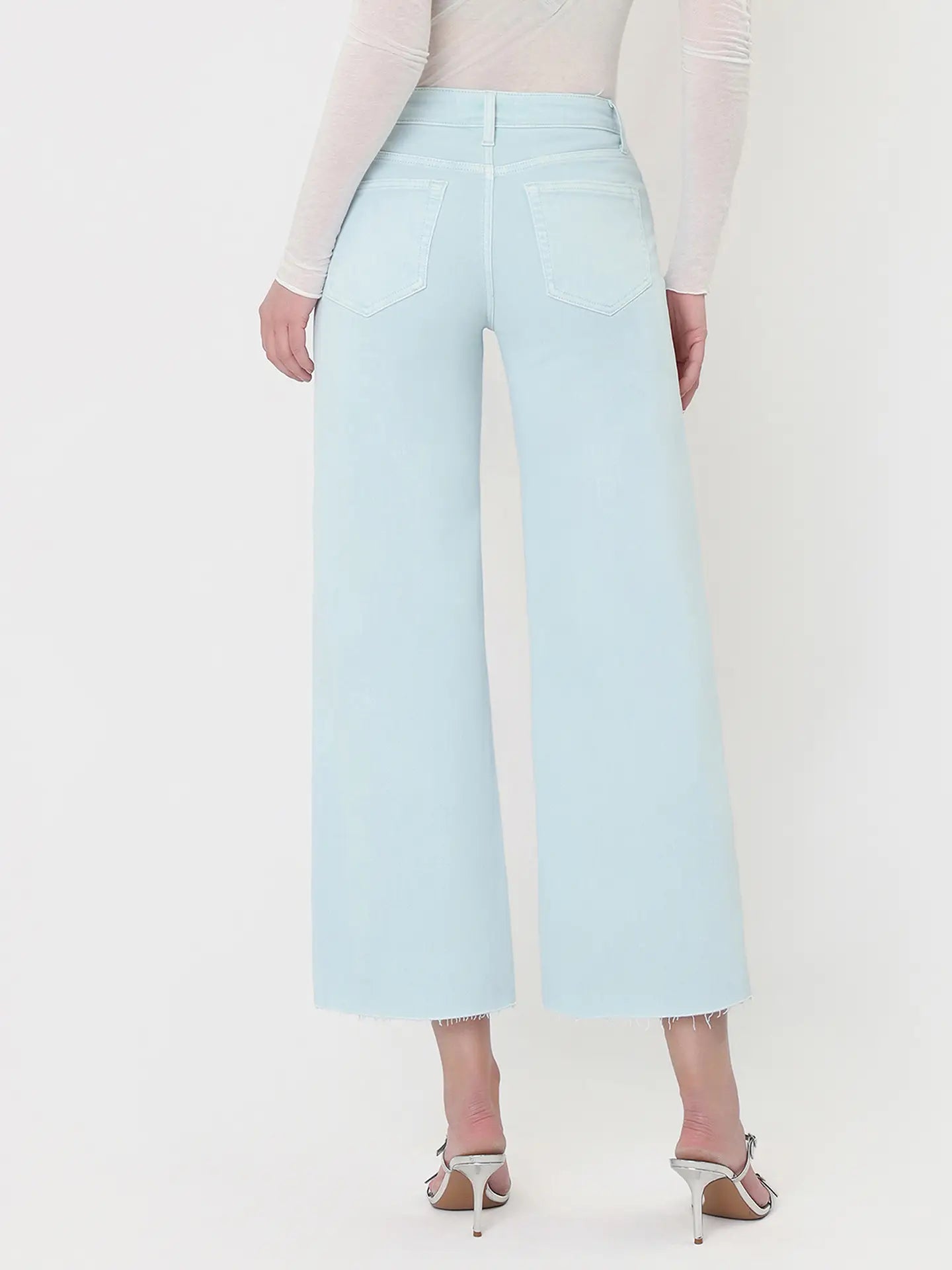 Vervet: Winter Sky Crop Leg Jeans