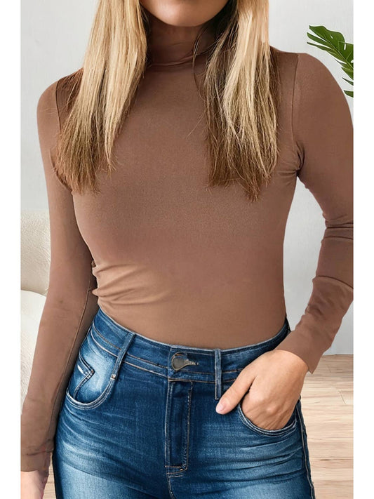 Lola Turtleneck in Brown