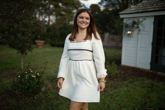 Rachel Scalloped Mini in Cream