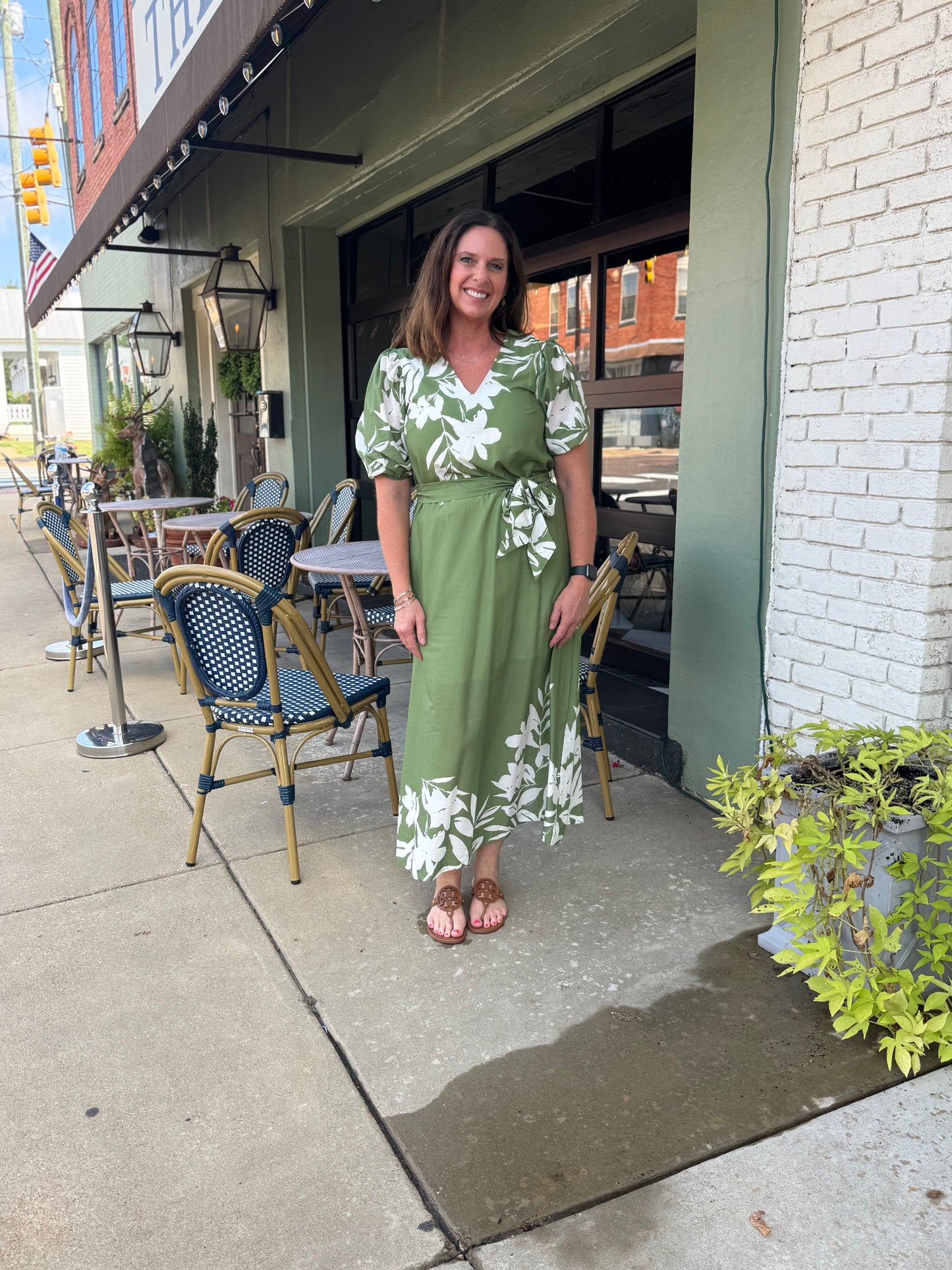 Caroline Midi in Olive Floral