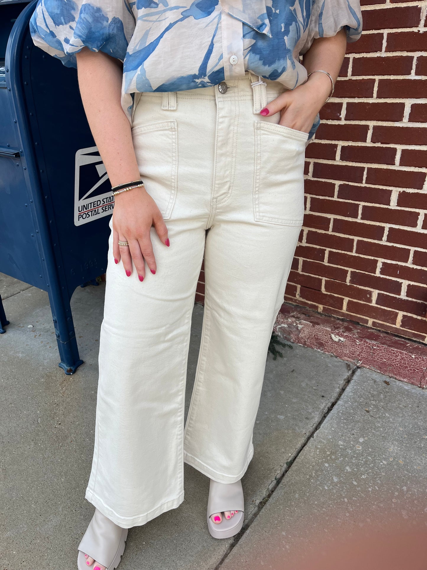 Valley Girl Wide Leg in Raw Cut