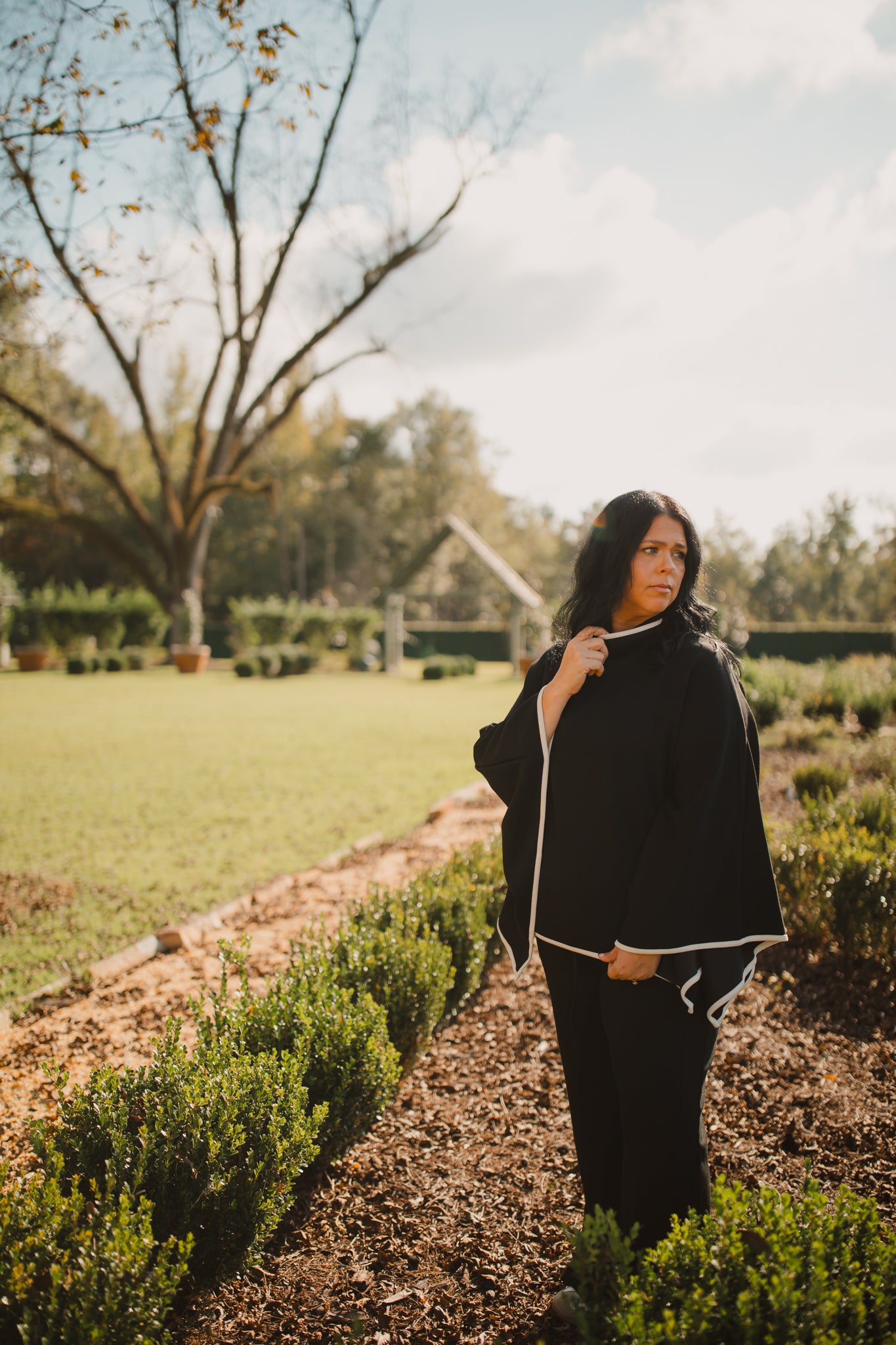 Stacy Poncho Top in Black