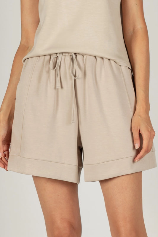 Parker Shorts in Taupe