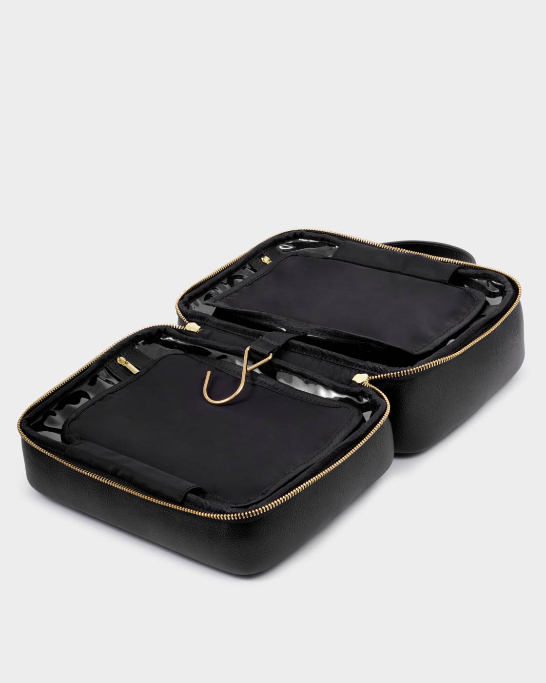 KL: Hanging Makeup & Toiletry Bag